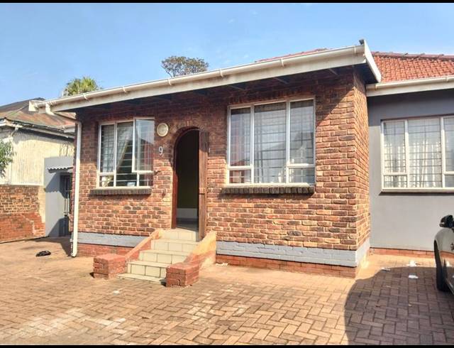 3 BEDROOM PROPERTY TO RENT IN GLENWOOD